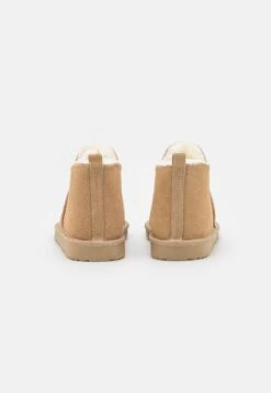 Pier One Leather- Pantoffels - Beige -Pier One Verkoopwinkel 05ba2173d3144a79a53b40d84637288e