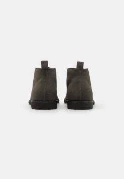 Pier One Unisex - Sportieve Veterschoenen - Grey 10 Pier One Unisex - Sportieve Veterschoenen - Grey -Pier One Verkoopwinkel 1a69c3b5a7ed49d2869b1ff1aeeb8355