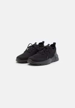 Pier One Unisex - Sneakers Laag - Black 9 Pier One Unisex - Sneakers Laag - Black -Pier One Verkoopwinkel 28f08407e5034c9ba20a9f09d097f192