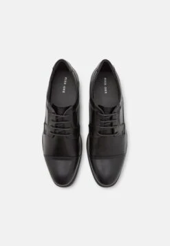 Pier One Unisex - Veterschoenen - Black 11 Pier One Unisex - Veterschoenen - Black -Pier One Verkoopwinkel 2a5e56f0c8eb44968205fff40ce6efc1