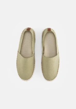 Pier One Rena Espadrille Unisex - Espadrilles - Olive 11 Pier One Rena Espadrille Unisex - Espadrilles - Olive -Pier One Verkoopwinkel 37f61750ec004994b62ae6ddcfad1a43