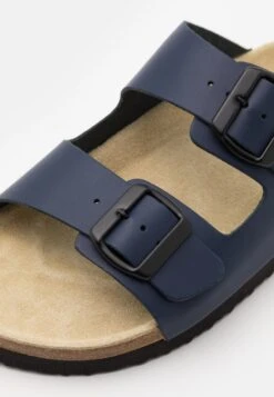 Pier One Unisex - Pantoffels - Dark Blue 13 Pier One Unisex - Pantoffels - Dark Blue -Pier One Verkoopwinkel 3d8a5cdb5e514771841f04cbfc9f95cd