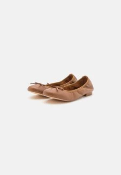 Pier One Leather - Ballerina'S - Cognac 10 Pier One Leather - Ballerina'S - Cognac -Pier One Verkoopwinkel 423dda3ca2834c0da9a6344c8e9fe28c