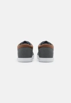 Pier One Unisex - Sneakers Laag - Grey 10 Pier One Unisex - Sneakers Laag - Grey -Pier One Verkoopwinkel 4b65cf34cf5e47c0a6efdc07f3d8fa53
