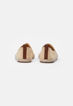 Pier One Rena Espadrille Unisex - Espadrilles - Beige 10 Pier One Rena Espadrille Unisex - Espadrilles - Beige -Pier One Verkoopwinkel 8310eea23d7d45459447954d543b0c0d