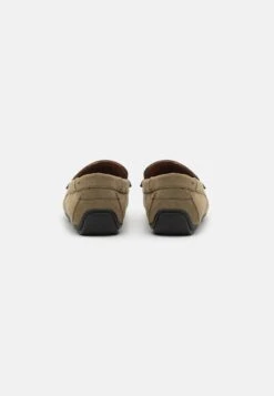 Pier One Unisex - Mocassins - Olive 10 Pier One Unisex - Mocassins - Olive -Pier One Verkoopwinkel 83d1f5a6a06847da9775750cb73a9d57