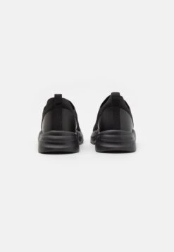 Pier One Unisex - Sneakers Laag - Black 10 Pier One Unisex - Sneakers Laag - Black -Pier One Verkoopwinkel 8e503ba5cb35409da624cb43b69e4254