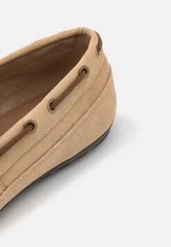 Pier One Unisex - Instappers - Beige -Pier One Verkoopwinkel b84568eee1c94db9b2bb126621057665