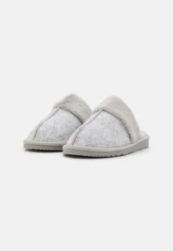 Pier One Pantoffels - Grey 10 Pier One Pantoffels - Grey -Pier One Verkoopwinkel bfff2adf080040eda5a8c424bf45895b