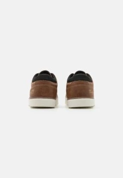Pier One Sneakers Laag - Cognac -Pier One Verkoopwinkel c179352cbf354ec887f25290834dd5a5