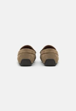 Pier One Unisex - Mocassins - Beige 10 Pier One Unisex - Mocassins - Beige -Pier One Verkoopwinkel c639c1c30a054e8a882cef83d4e0788b