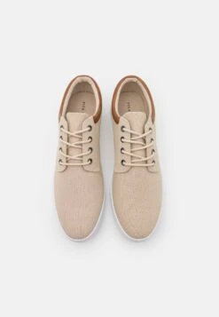 Pier One Unisex - Sneakers Laag - Beige 11 Pier One Unisex - Sneakers Laag - Beige -Pier One Verkoopwinkel d0d7af4b50334ef39bb417fb603c5680