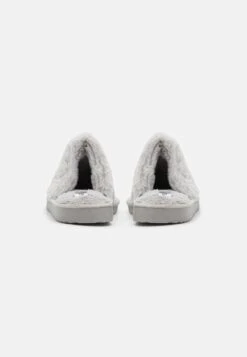 Pier One Pantoffels - Grey 11 Pier One Pantoffels - Grey -Pier One Verkoopwinkel daf66ecaea0e4074b41fb5ad134105b1