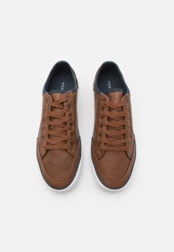 Pier One Unisex - Sneakers Laag - 708 -Pier One Verkoopwinkel df61dc64b24a45e0b6b8277d8c9bf02b