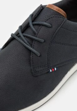 Pier One Sportieve Veterschoenen - Dark Blue/White 13 Pier One Sportieve Veterschoenen - Dark Blue/White -Pier One Verkoopwinkel dff75f48d15744d2a2c522f733b15946